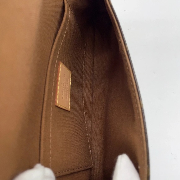 Louis Vuitton Pochette Marelle - Picture 13 of 15